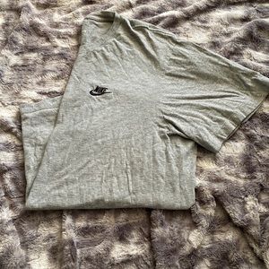 Men’s Nike tee shirt